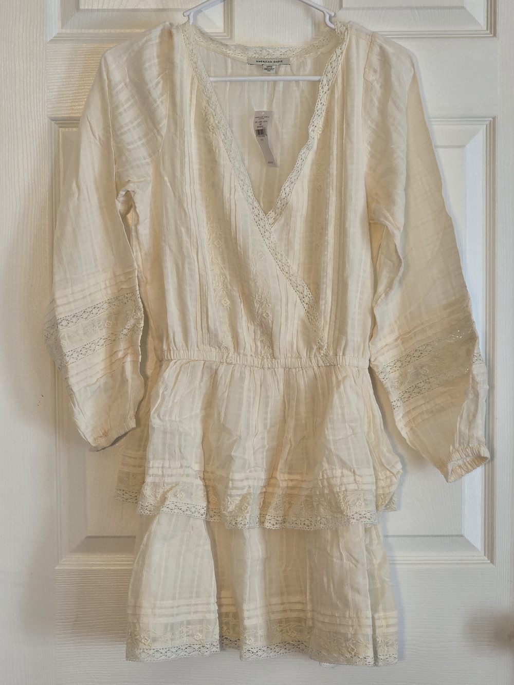 NWT American Eagle Cream Lace Trim Tiered Dress - Small